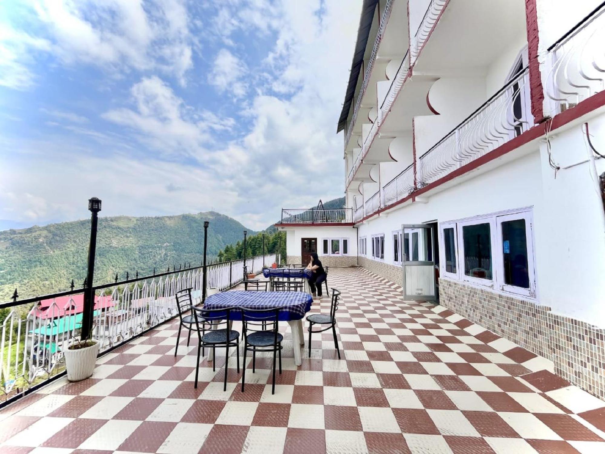 Sparkle Star Resort Khajjiar Kültér fotó